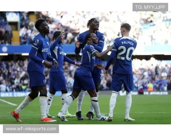 “英超激战正酣！榜首球队迎来强敌考验”，英超 激烈